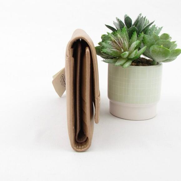 NWT Coach Dune Pebbled Leather Check Wallet - Picture 5 of 9